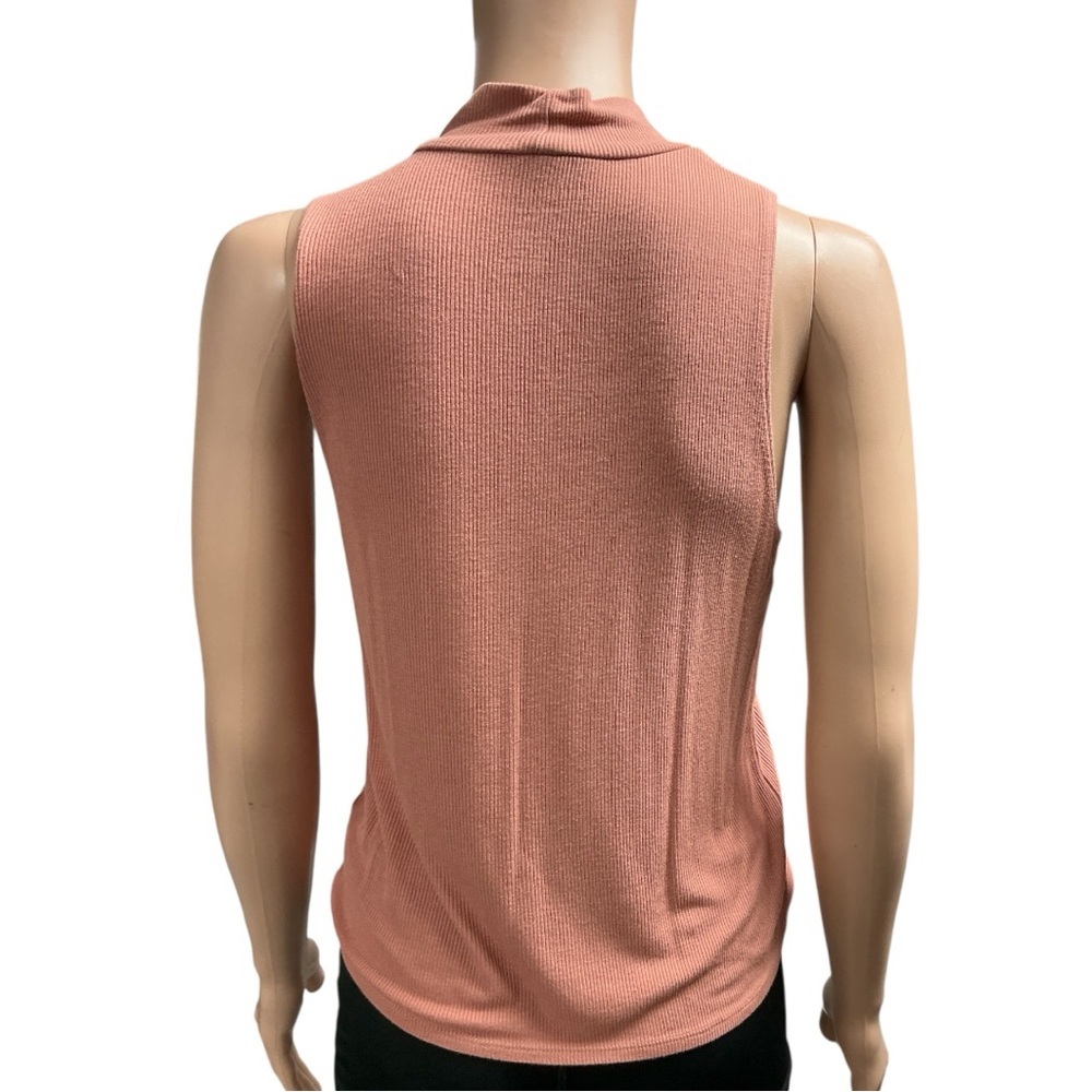 American Eagle Outfitters - EC -  Pink Fitted Soft & Sexy Ribbed Tank Top - Picture 3 of 3